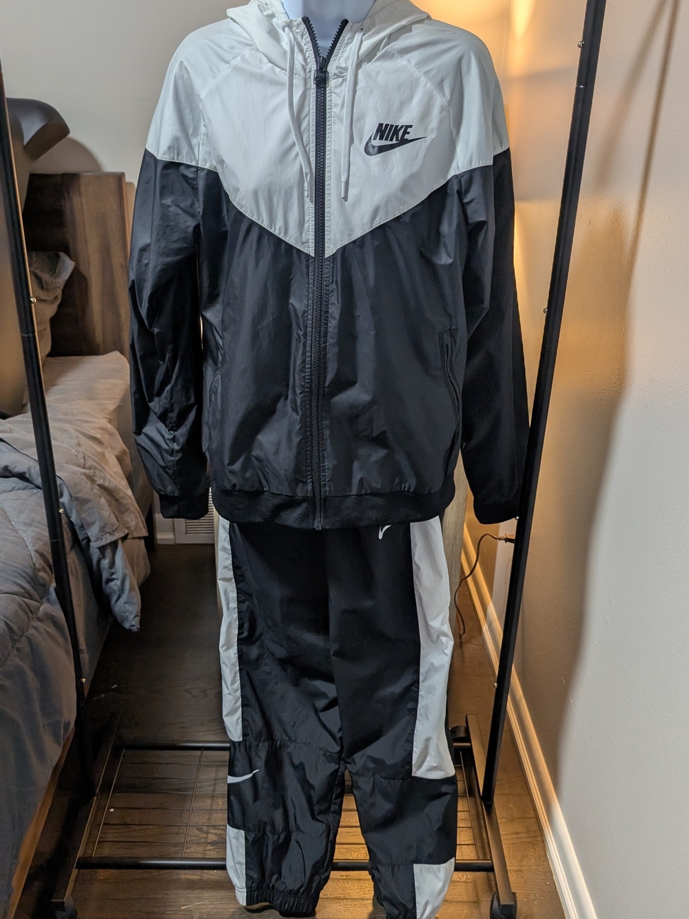Nike Women's Black & White Hooded Windbreaker Jacket